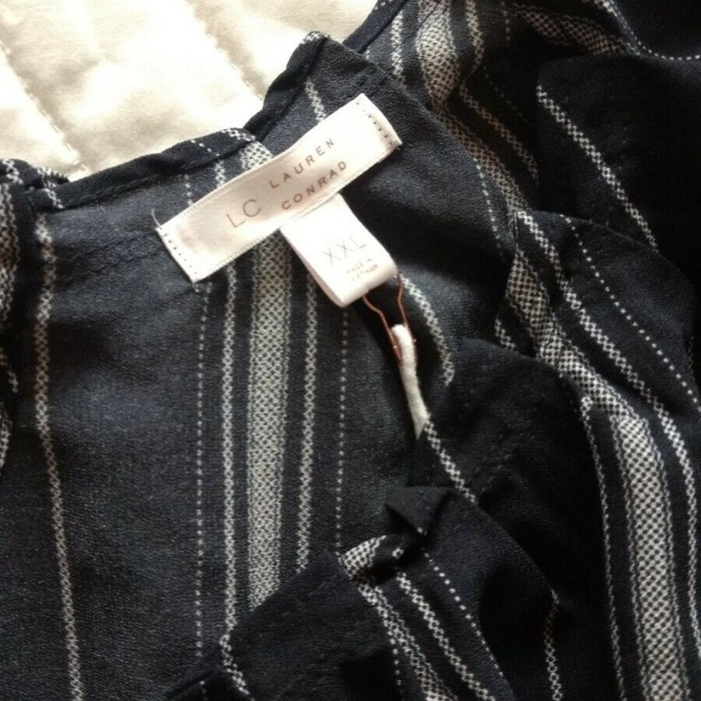 LC Lauren Conrad Dress Navy Blue Gray Striped Size XXL 2X Pleated A Line New - Picture 5 of 6